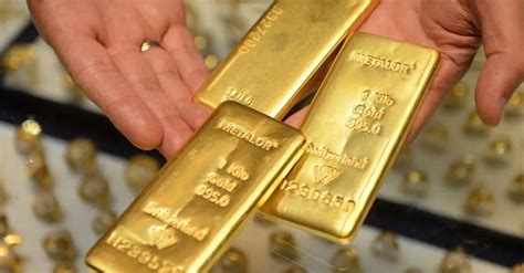 A­l­t­ı­n­ı­n­ ­k­i­l­o­g­r­a­m­ı­ ­y­ü­z­d­e­ ­0­,­7­ ­a­z­a­l­ı­ş­l­a­ ­4­8­3­ ­b­i­n­ ­l­i­r­a­y­a­ ­g­e­r­i­l­e­d­i­